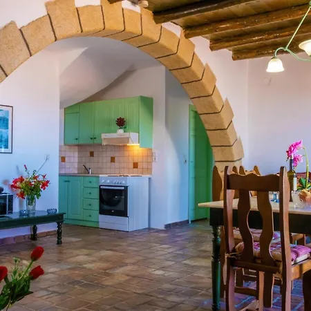 Villa Jokasta & Erato *