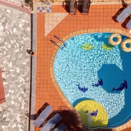 Jokasta & Erato Villa