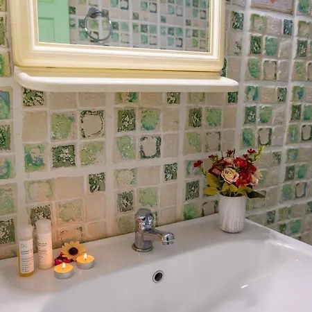 Jokasta & Erato Chania (Crete)