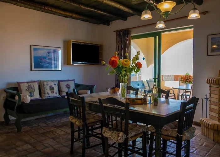 Villa Jokasta & Erato