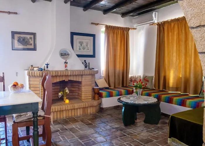 Jokasta & Erato Villa