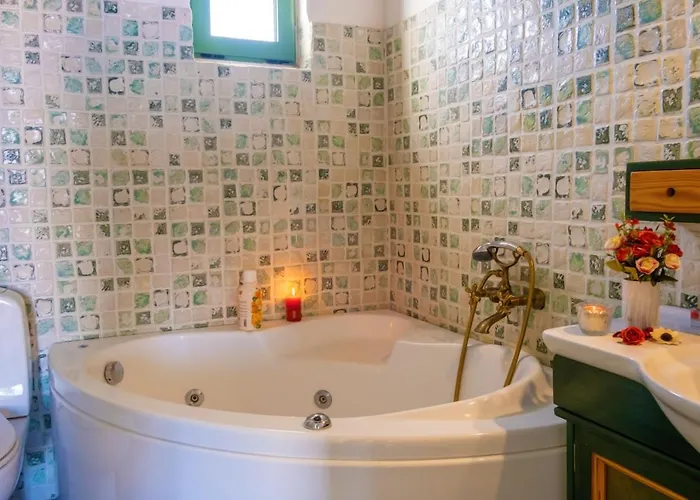 Jokasta & Erato Chania (Crete)