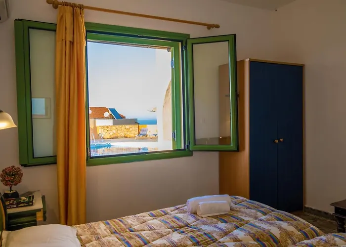 Jokasta & Erato * Chania (Crete)