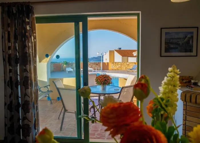 Jokasta & Erato * Chania (Crete)