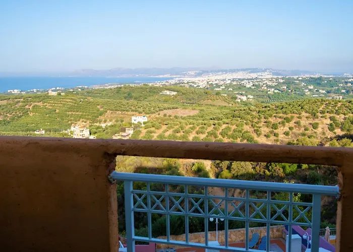 Jokasta & Erato Chania (Crete)