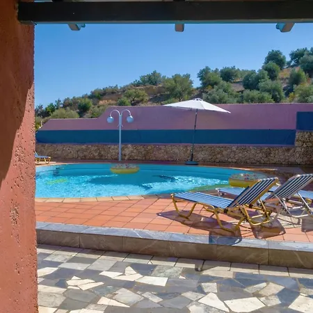 Jokasta & Erato Villa