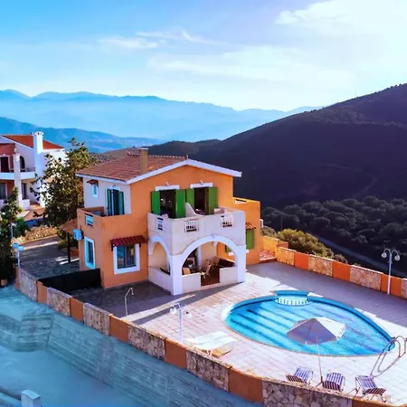 Jokasta & Erato * Hanya