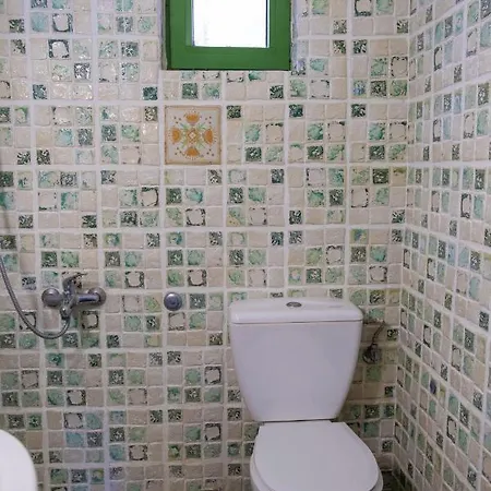 Jokasta & Erato Hanya