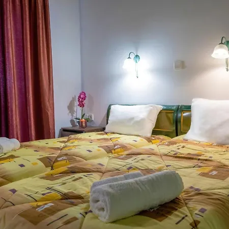 Jokasta & Erato Villa *